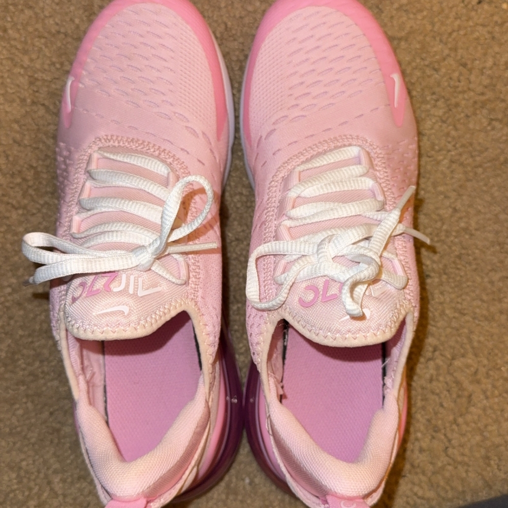 Nike Women's Air Max 270 Pink Sneakers - Picture 2 of 6